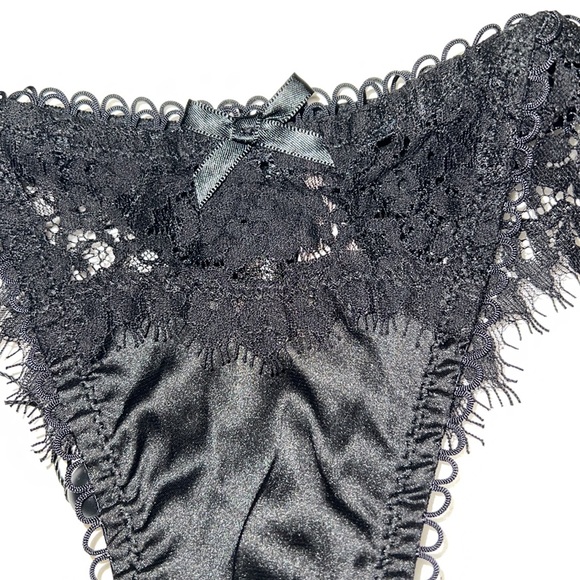 For Love and Lemons Faye Lace THONG Panty - Picture 9 of 12